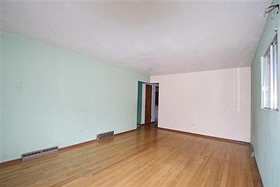 4th image of 45 Wetzel Ct