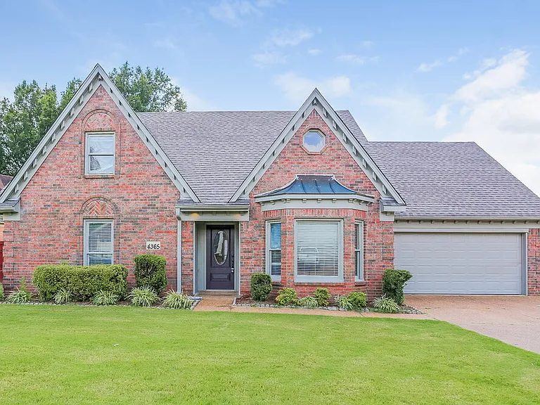 4365 Barrymor Dr — Photo 1