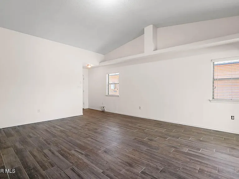 14266 Gil Reyes Dr — Photo 9