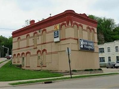 2541 Central Ave, Dubuque, IA, 52001