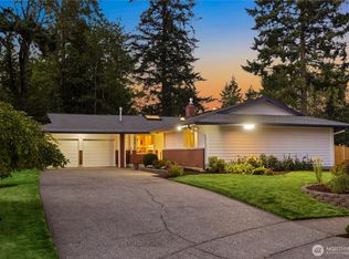17512 NE 22nd Ct, Redmond, WA