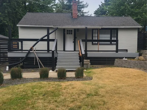 11335 Sunnyside Avenue N, Seattle, WA 98133