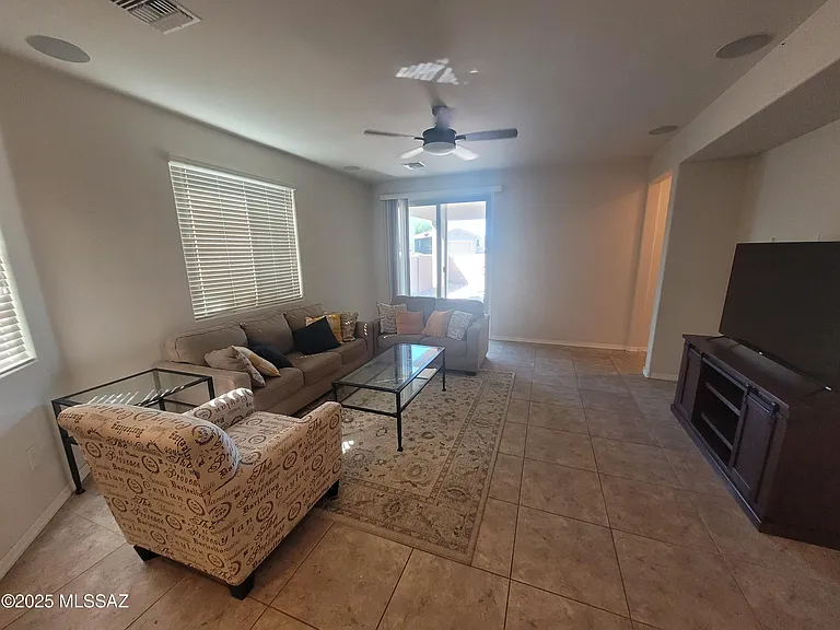 8042 S Dolphin Way — Photo 2