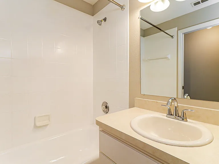 7918 Barclay Rd — Photo 15