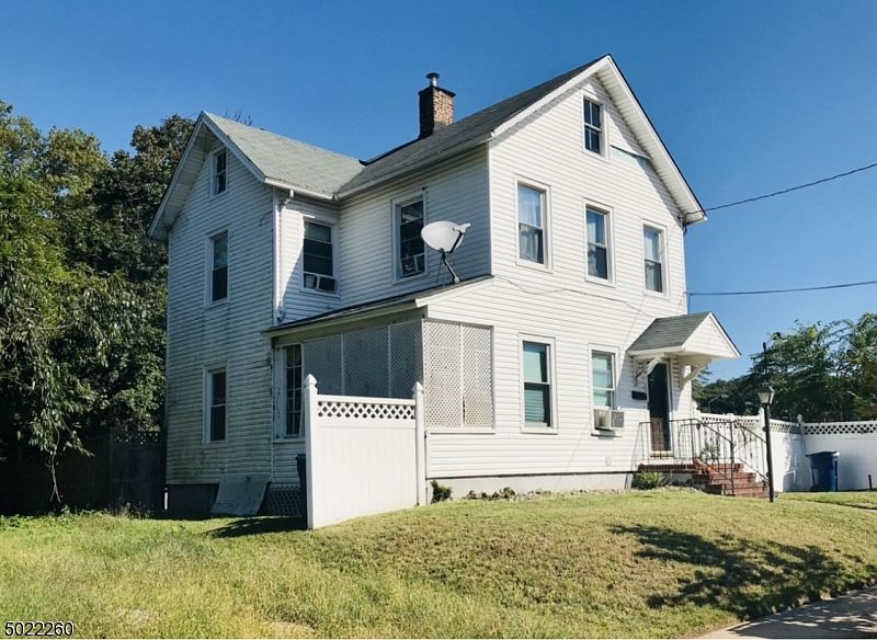 2nd image of 1319-21 Randolph Rd