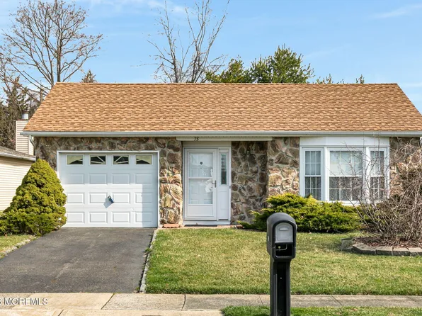 75 Mansfield Drive, Brick, NJ 08724