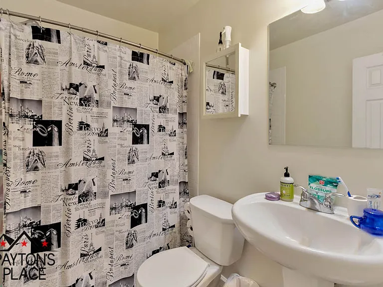1658 W Virginia Ave NE #201 — Photo 7