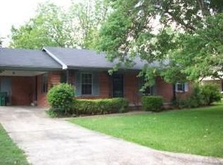 913 Eisenhower Dr, Tupelo, MS 38801