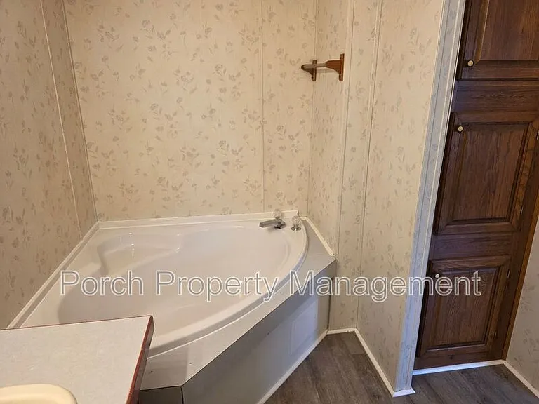 7318 Hayward Ave #P30 — Photo 16
