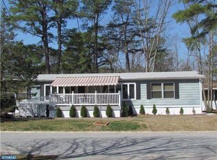 38 Hazeltop Dr, Sicklerville, NJ 08081