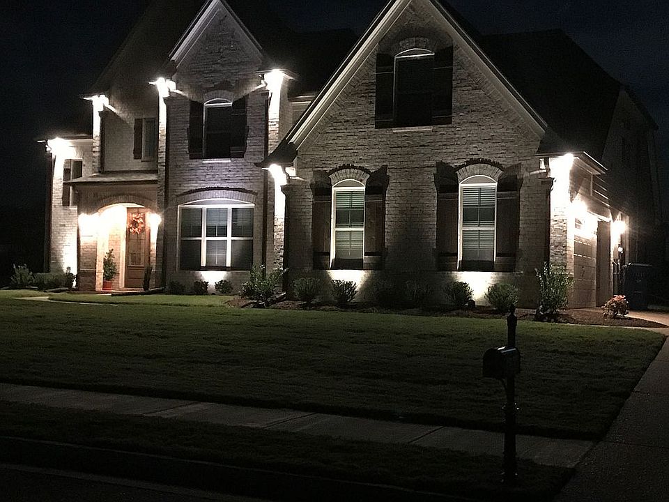 1st image of 195 Acadis Cir