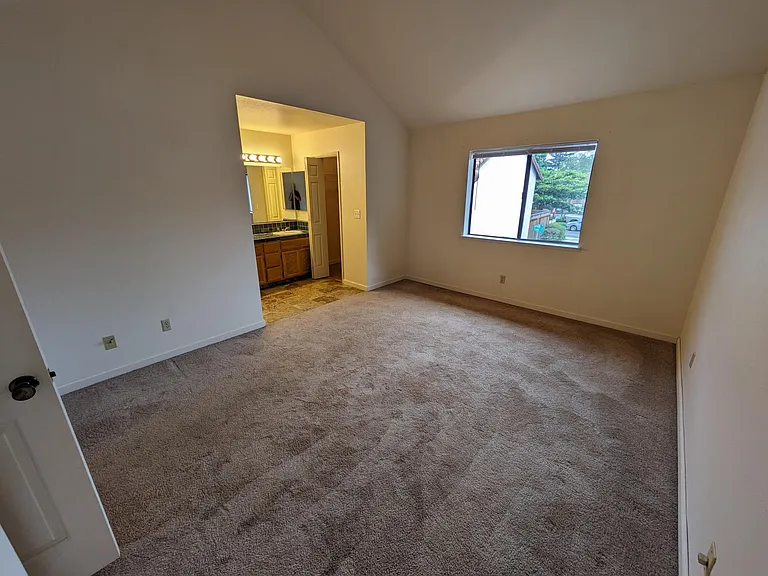 35631 Stowe Cmn — Photo 8