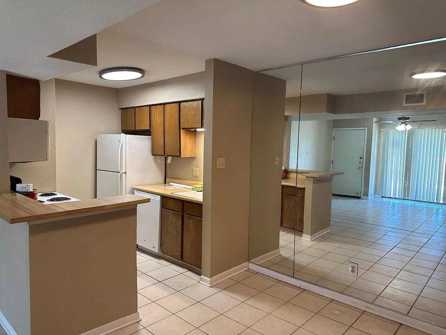 2-bed, 2-bath Condo available now at Cripple Creek Condominiums in College Station — Photo 4