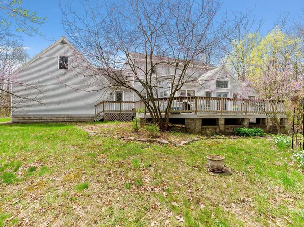 9353 Knoll Dr, Galena, OH 43021