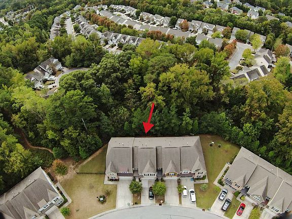 2nd image of 467 Methven Grove Dr