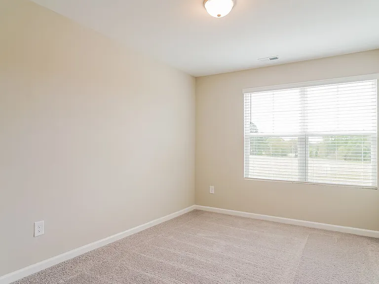 636 Wendell Falls Pkwy — Photo 15