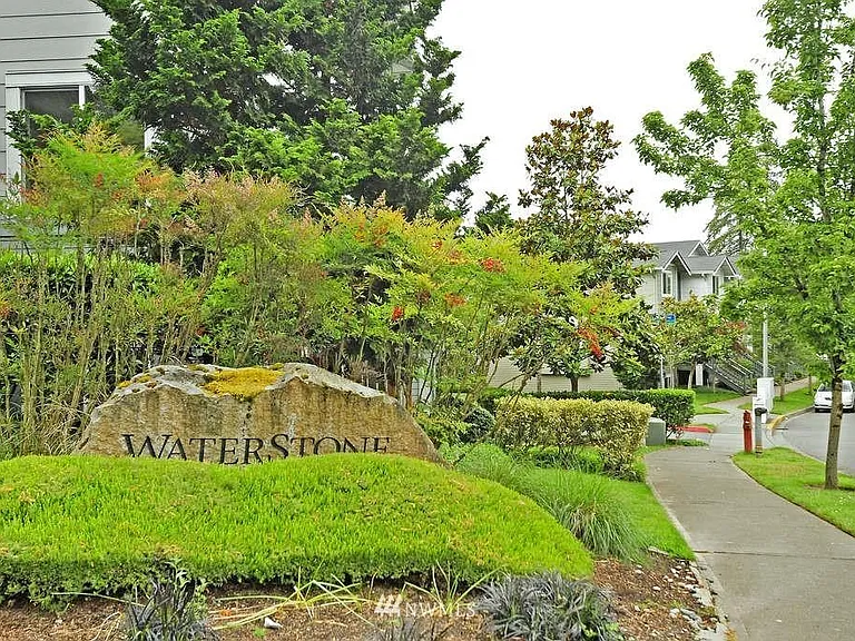 12223 NE 109th Way — Photo 24