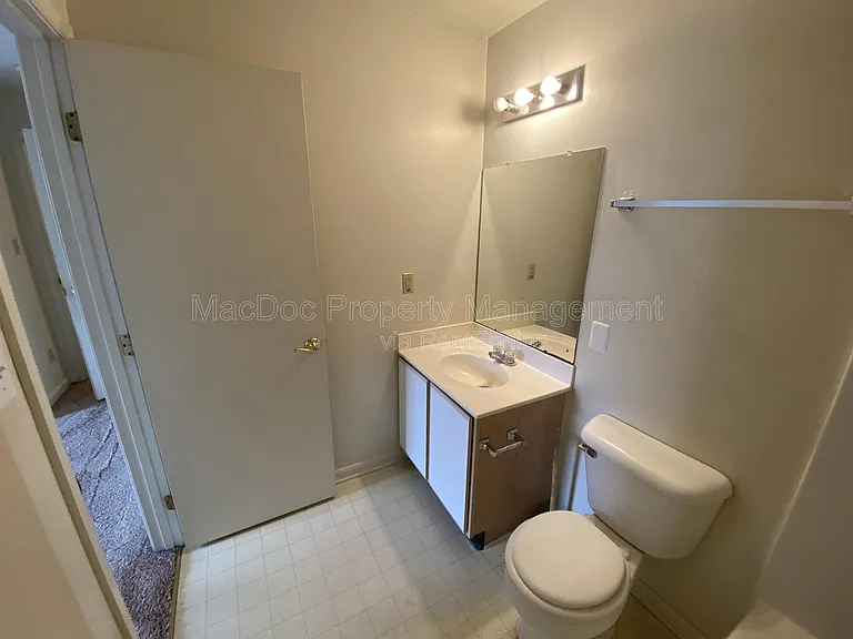 76 Red Maple Ct #100 — Photo 23