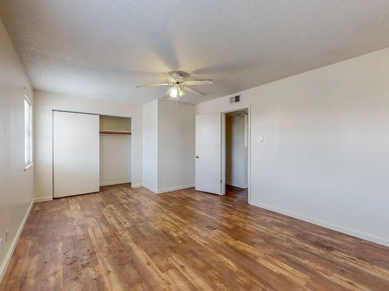 6108 Calle Nueve NW — Photo 18