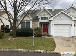 38 Harwood Rd, Monroe Township, NJ 08831