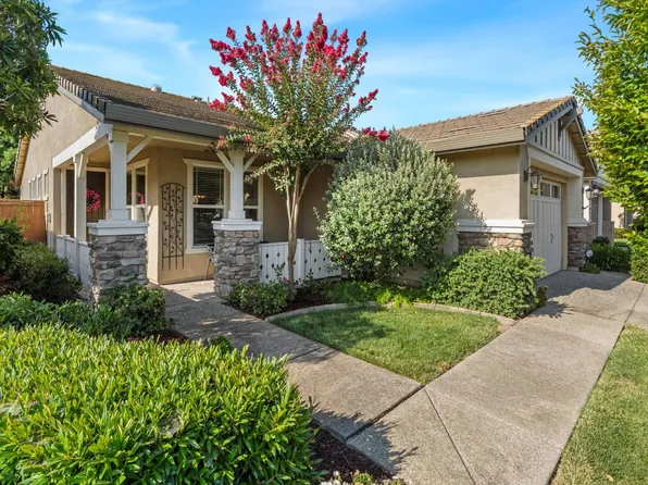 7441 Chatsworth Cir, Elk Grove, CA 95757