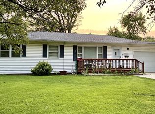 1336 S Maple St, Ottawa, KS 66067