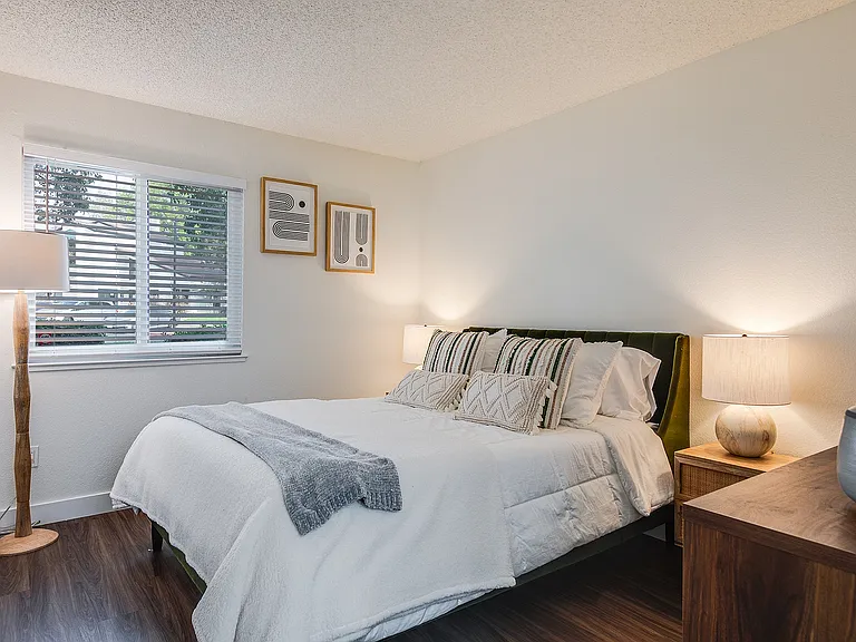 Modern Bedroom Interiors | Mira Vista Hills Apartments | Apartments for rent in Antioch, CA