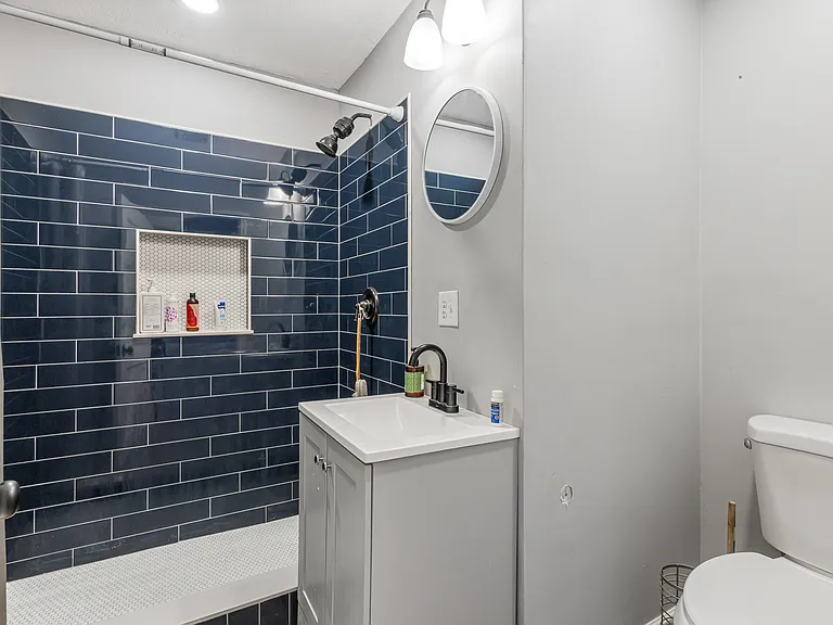 131 Eleanor Davis Dr — Photo 7