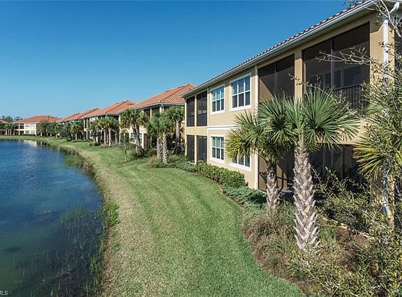 2nd image of 10220 Glastonbury Cir #201