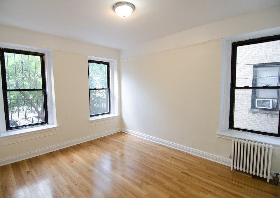 1st image of 4309 47th Ave APT 1M