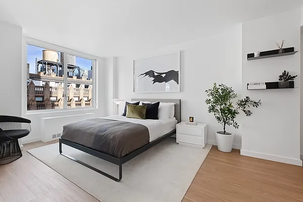 Rented by Greystar | media 5