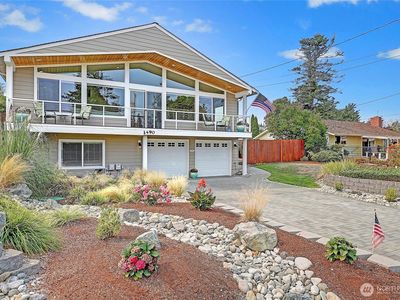 1490 Country Club Drive, Camano Island, WA, 98282