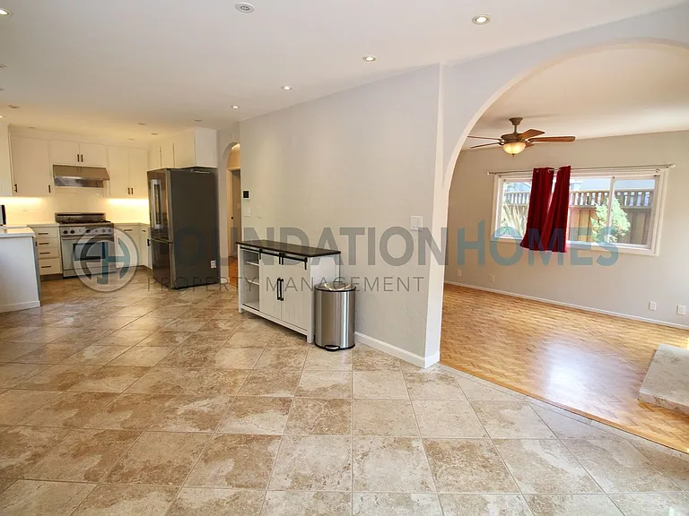 11 Glen Dr — Photo 22