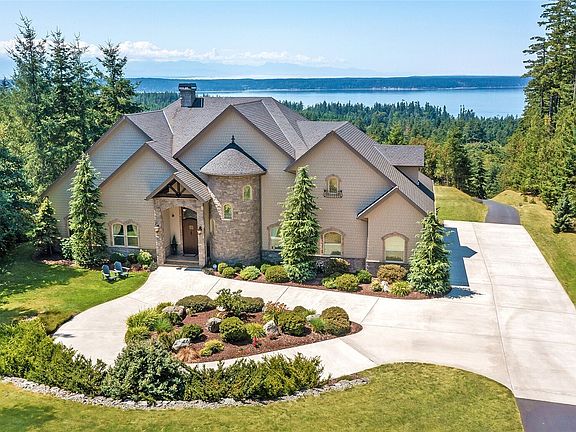 2nd image of 67 Gilbertson Road