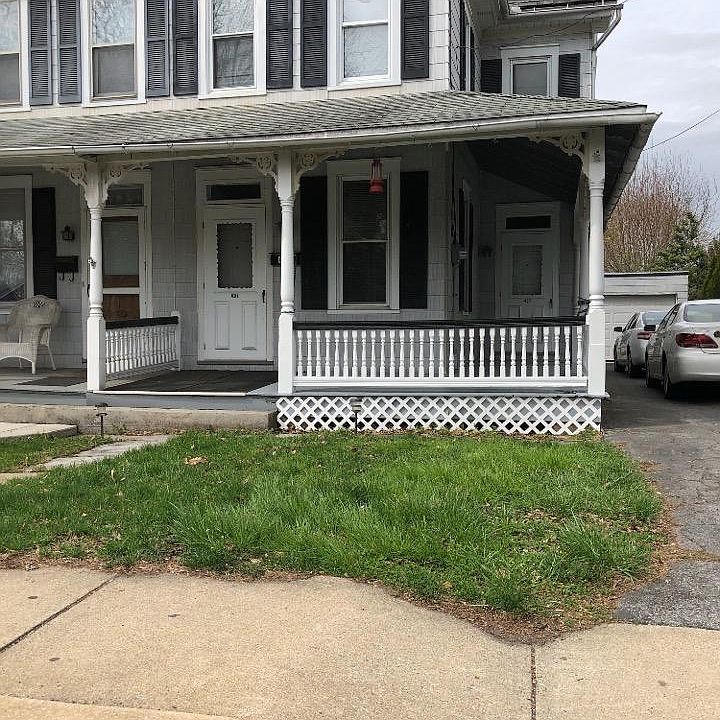 1st image of 407 N George St