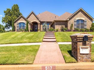 517 NW 156th Cir, Edmond, OK 73013