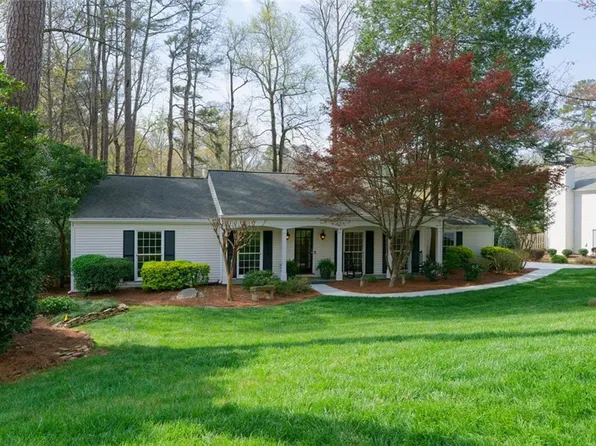 95 Pheasant Dr SE, Marietta, GA 30067