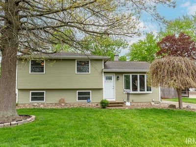 1722 Winston Dr, South Bend, IN, 46635