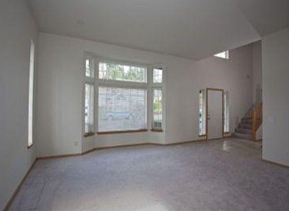 3rd image of 1226 195th St SW