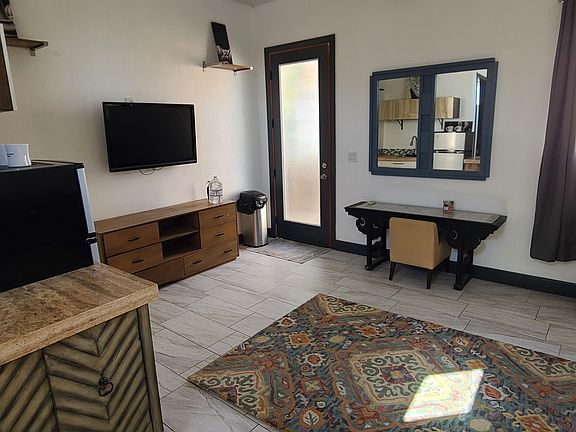 5th image of 6370 W Ford Ave #1
