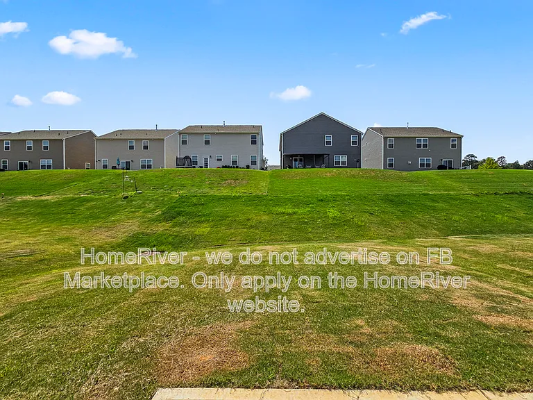 667 13th Avenue Dr NE — Photo 18