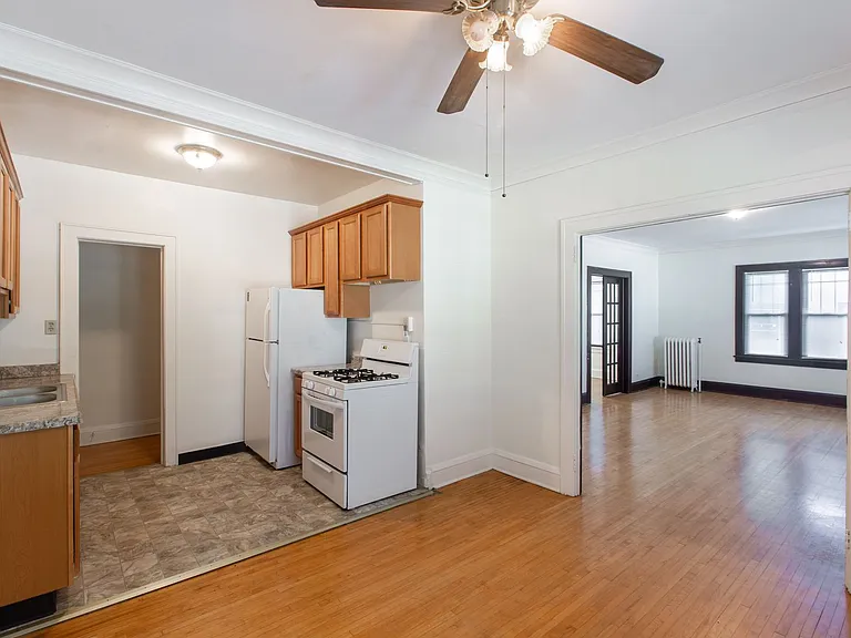 3247 Lyndale Ave S — Photo 10