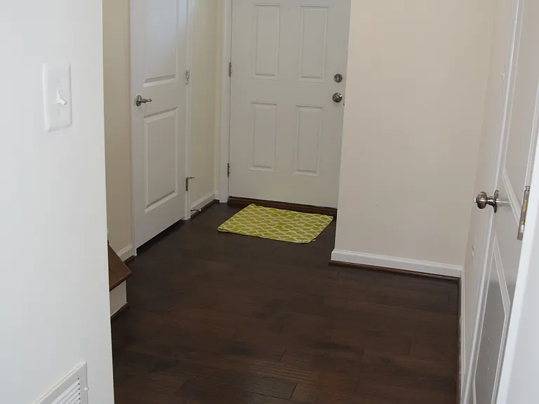 3224 Vogel Rd — Photo 6