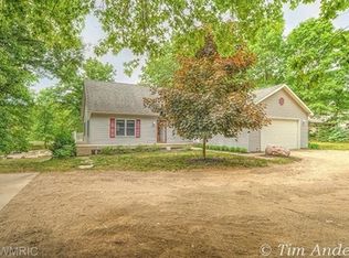 11590 Sandy Bottom St NE, Rockford, MI 49341
