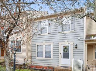 607 Knollwood Ct, Stafford, VA 22554