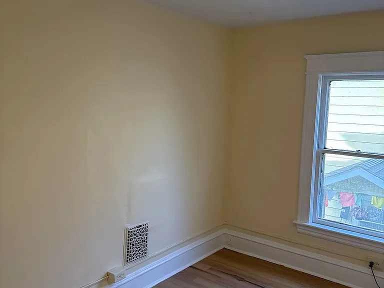 8 Isham St — Photo 9
