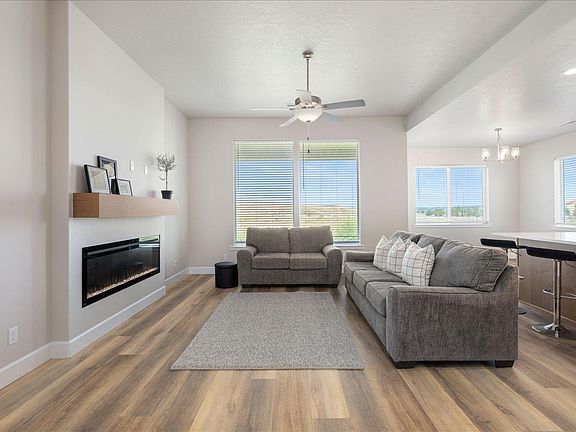 5th image of 2822 S Belfair Pl