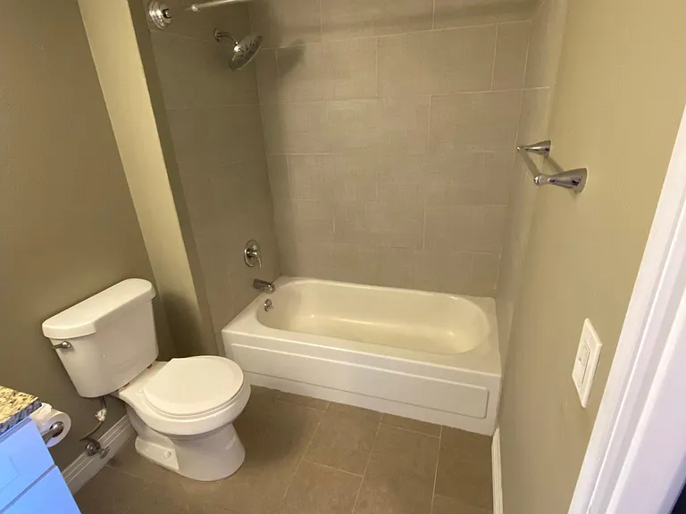 601 W 11th Ave #415 — Photo 8