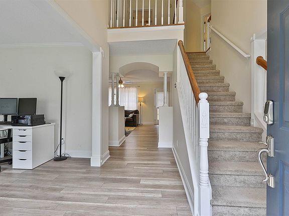 4th image of 325 Burch Rd