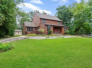 6 Red Oak Dr, Johnston, RI 02919